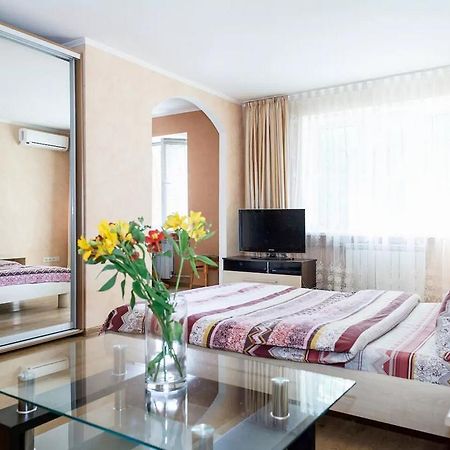 Apartment In Zaporozhye. Antica Zaporizhia Eksteriør bilde