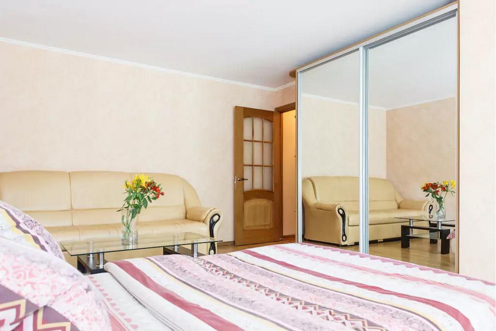 Apartment In Zaporozhye. Antica Zaporizhia Eksteriør bilde